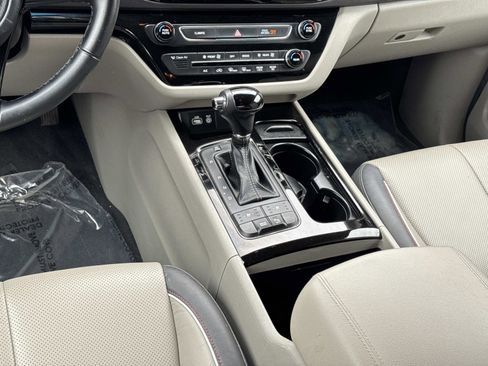 Used 2016 Kia Sedona SX image 5