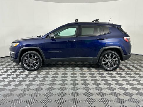 Used 2021 Jeep Compass Latitude w/ Sun and Sound Group AWD/4WD image 4