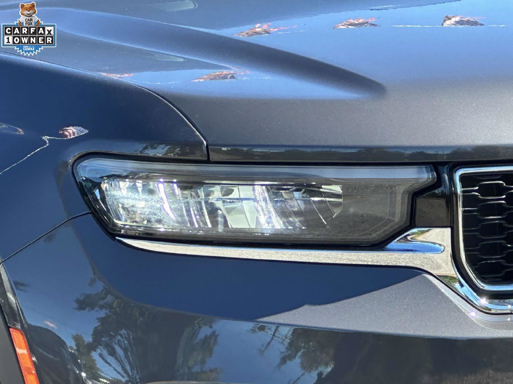 Used 2023 Jeep Grand Cherokee Limited AWD/4WD image 8