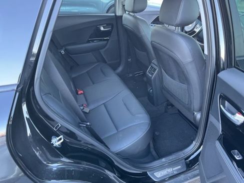 Used 2019 Kia Niro Touring image 15