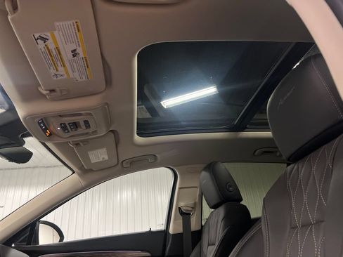 Certified 2023 Buick Envision Avenir AWD/4WD image 28