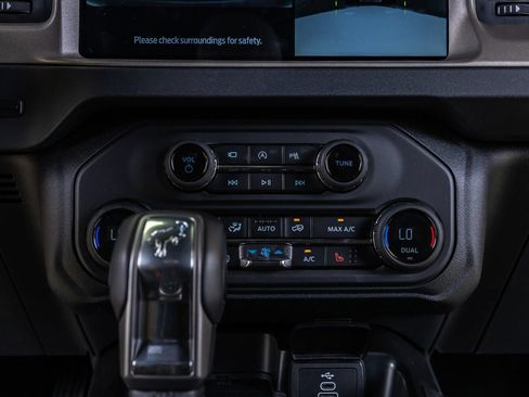 Used 2026 Ford Bronco Outer Banks AWD/4WD image 17