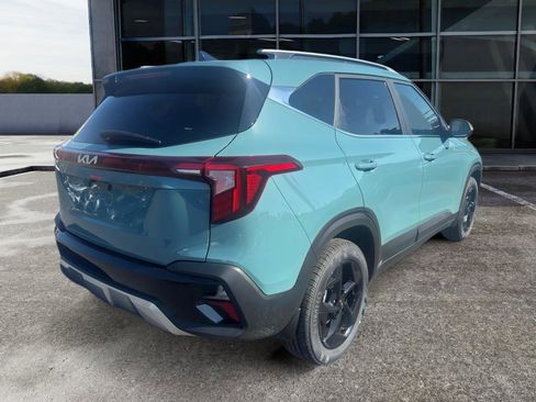 New 2026 Kia Seltos EX image 5