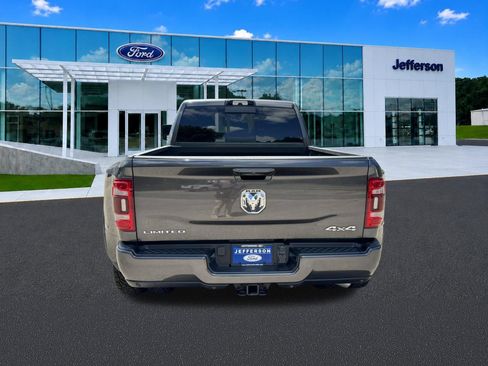 Used 2024 RAM 3500 Limited AWD/4WD image 6