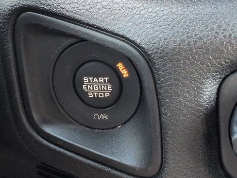 Certified 2024 Jeep Wrangler Sport S image 25