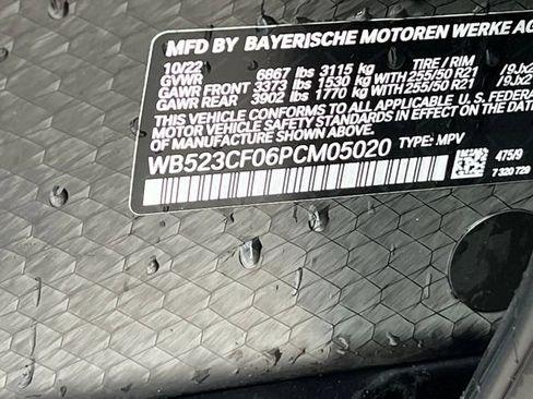 Used 2023 BMW iX xDrive50 w/ Sport Package AWD/4WD image 37