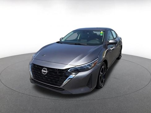 Used 2025 Nissan Sentra SV FWD image 7