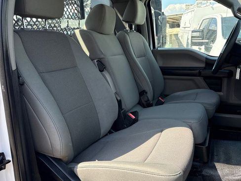 Used 2020 Ford F550 2WD Regular Cab Super Duty image 25