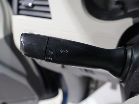 Used 2011 Toyota Sienna LE FWD image 28
