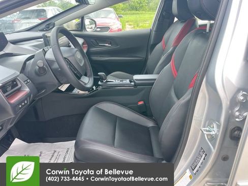New 2026 Toyota Prius Plug-In Hybrid FWD image 17