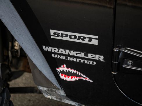 Used 2017 Jeep Wrangler Unlimited Sport w/ Quick Order Package 24S image 32