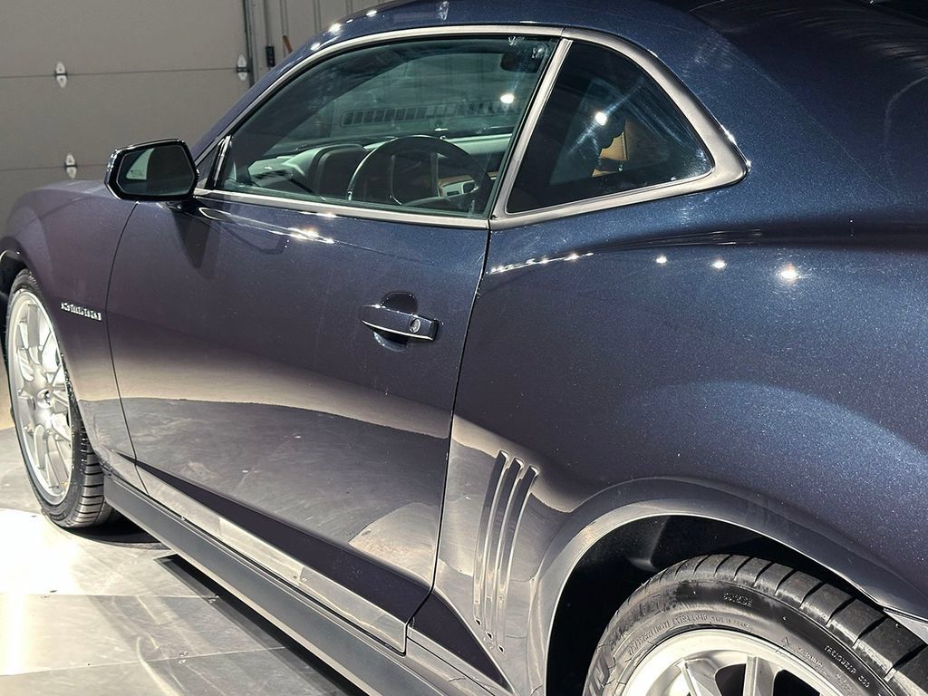 Used 2013 Chevrolet Camaro SS w/ Dusk Special Edition RWD image 31