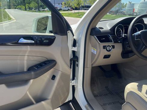 Used 2012 Mercedes-Benz ML 350 4MATIC image 16
