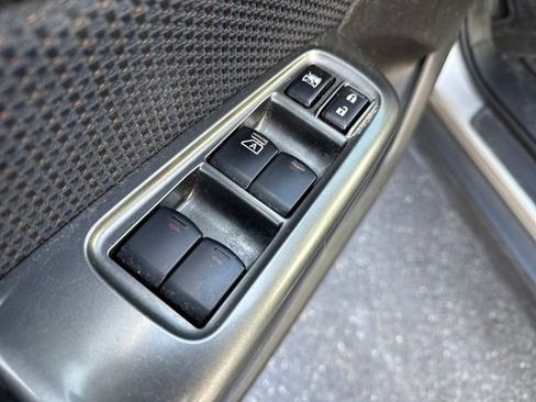 Used 2011 Subaru Forester 2.5X image 16