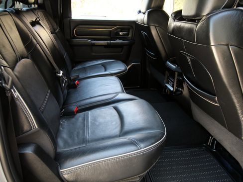 Used 2022 RAM 3500 Limited w/ Night Edition AWD/4WD image 46