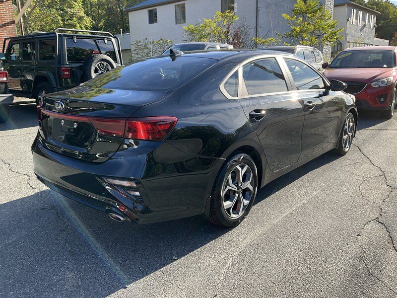 Used 2021 Kia Forte LXS FWD image 5