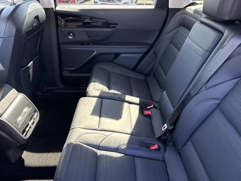 New 2026 Lincoln Nautilus Reserve image 17