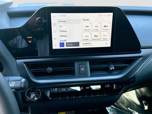 Used 2025 Lexus UX 300h FWD image 13