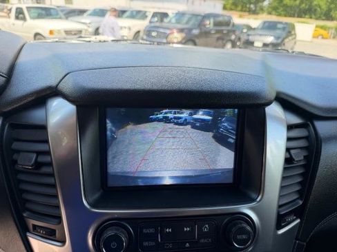 Used 2019 Chevrolet Suburban LT AWD/4WD image 24
