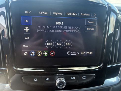 Used 2023 Chevrolet Traverse LT w/ LPO, Floor Liner Package image 16