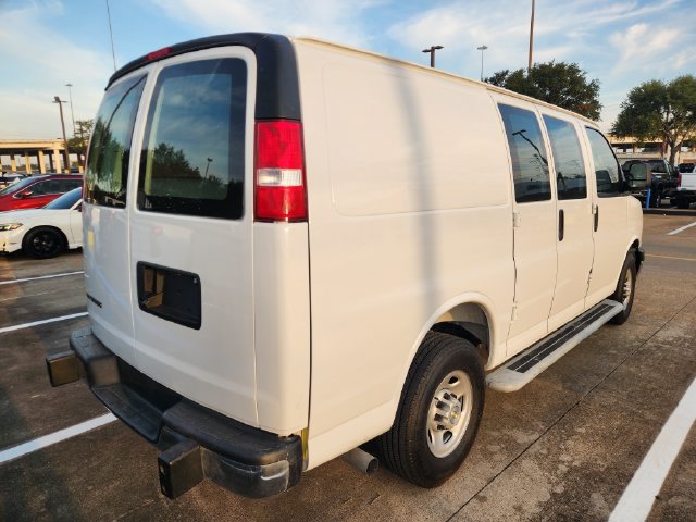 Used 2025 Chevrolet Express 2500 w/ Driver Convenience Package RWD image 5