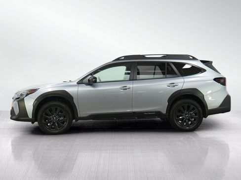 Used 2024 Subaru Outback Onyx Edition AWD/4WD image 2