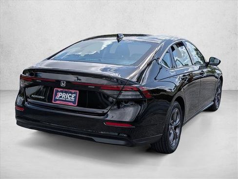 Certified 2023 Honda Accord EX image 5