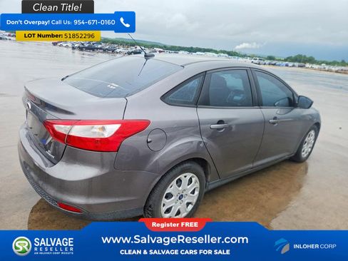 Used 2012 Ford Focus SE FWD image 4