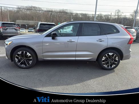 Used 2026 Volvo XC60 B5 Plus w/ Protection Package Premier image 5