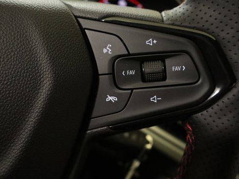 New 2026 Chevrolet Trax RS w/ Driver Confidence Package FWD image 29