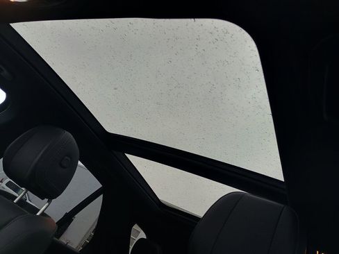 Certified 2024 Mercedes-Benz GLE 450 4MATIC image 11