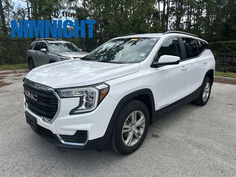 Used 2023 GMC Terrain SLE w/ Driver Convenience Package AWD/4WD image 1