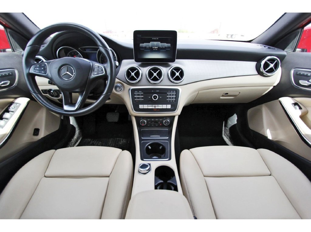 Used 2018 Mercedes-Benz GLA 250 w/ Premium Package image 10
