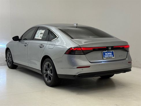 New 2025 Honda Accord EX-L image 7