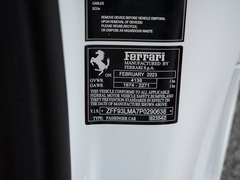 Used 2023 Ferrari F8 Tributo image 32