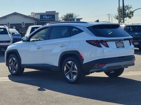 New 2026 Hyundai Tucson SEL FWD image 3