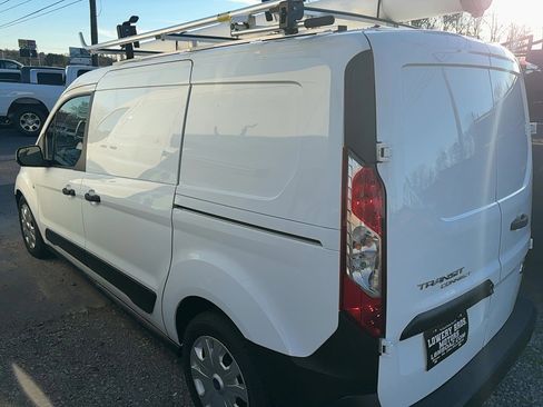 Used 2020 Ford Transit Connect XL image 12