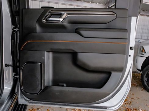 Used 2024 GMC Sierra 2500 AT4 w/ AT4 Premium Plus Package image 48