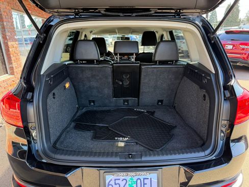 Used 2016 Volkswagen Tiguan S FWD image 14