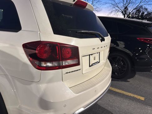 Used 2020 Dodge Journey Crossroad w/ Popular Equipment Group image 8