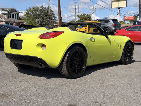 Used 2006 Pontiac Solstice Convertible w/ Power Package RWD image 7