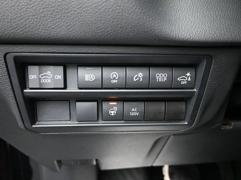 Used 2022 Toyota Tundra Limited image 20