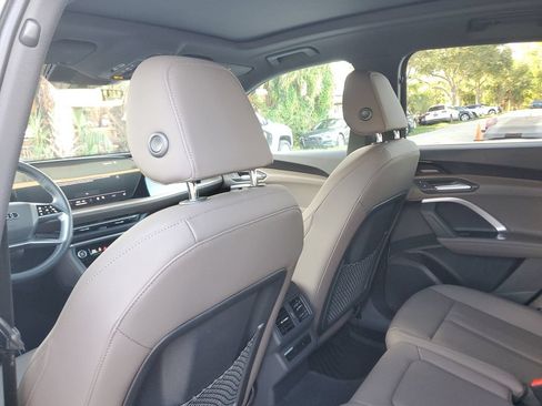 Certified 2025 Audi Q5 Premium Plus w/ Premium Plus AWD/4WD image 18