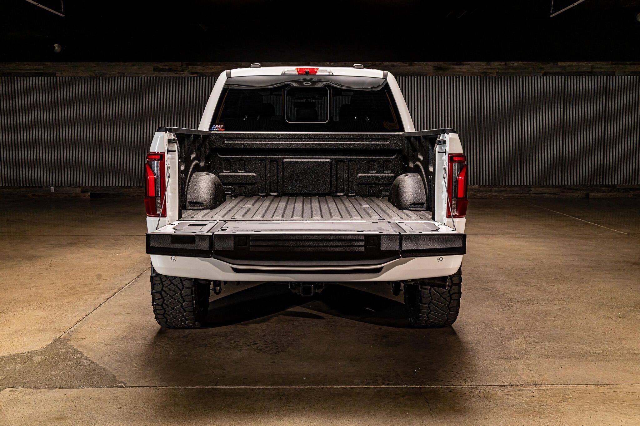 Used 2025 Ford F150 Platinum AWD/4WD image 9