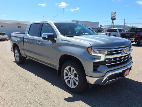 New 2026 Chevrolet Silverado 1500 LTZ w/ LTZ Premium Package AWD/4WD image 2