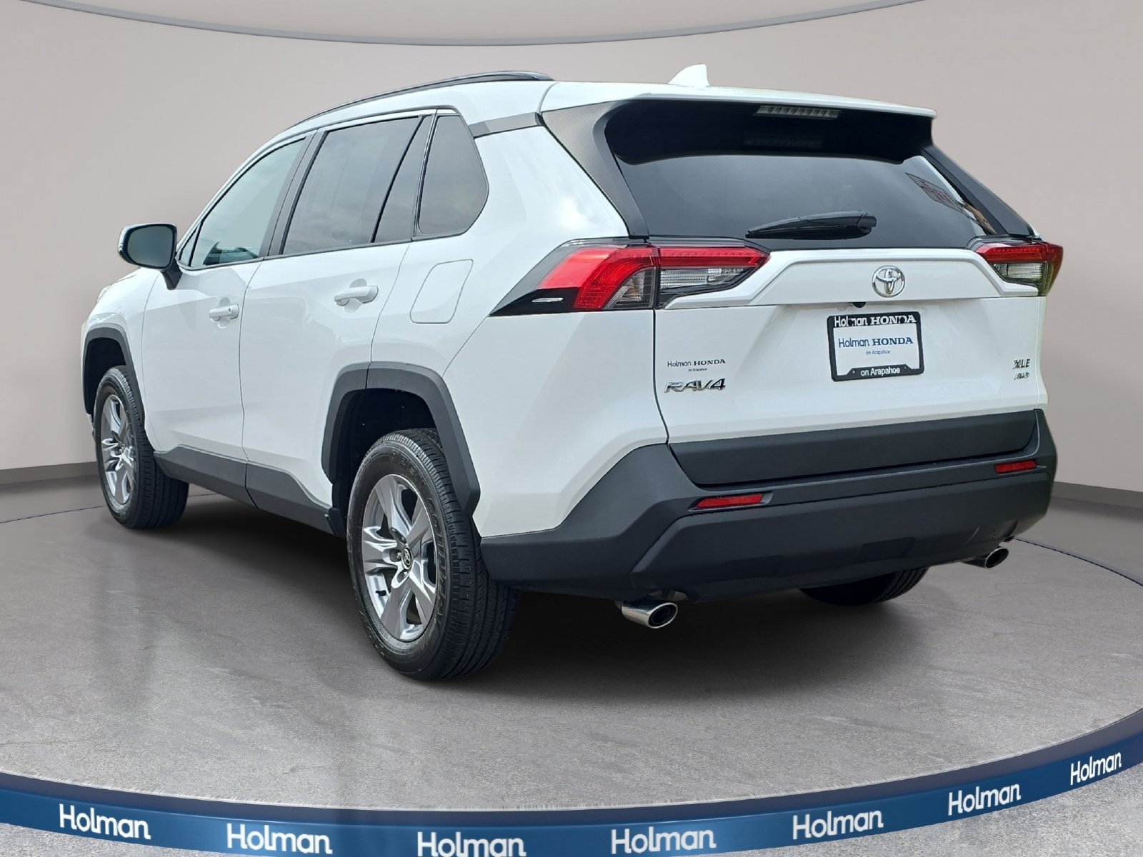 Used 2025 Toyota RAV4 XLE AWD/4WD image 8