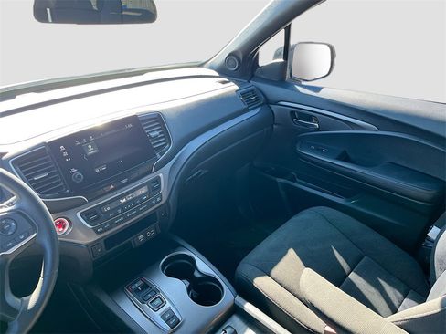 Used 2022 Honda Pilot Sport image 23