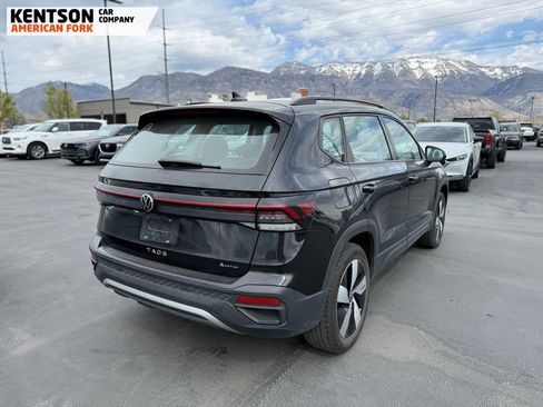 Used 2025 Volkswagen Taos S image 4
