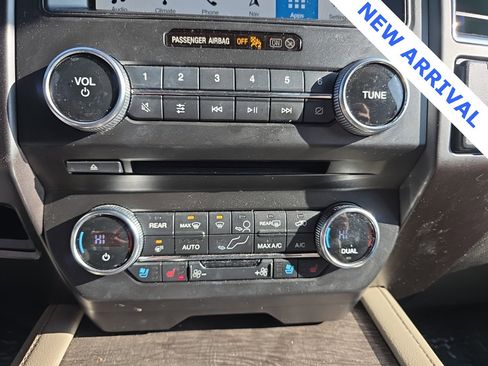 Used 2018 Ford Expedition Limited w/ Equipment Group 302A image 23