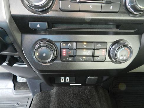 Used 2018 Ford F150 XLT w/ Equipment Group 302A Luxury image 19